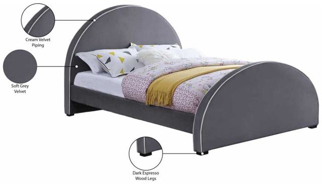 Meridian Furniture Brody Grey Queen Bed-2