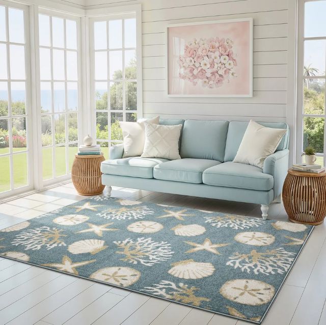 Oriental Weavers™ Quinn 5'x7' Style 1 Area Rug-1