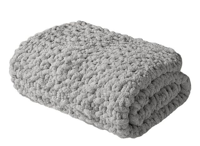 Olliix by Madison Park Chenille Chunky Knit Grey Throw-0