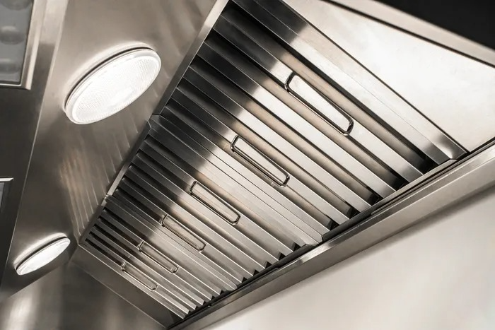 Thermador Pro Grand Range Hood - Thumbnail 3