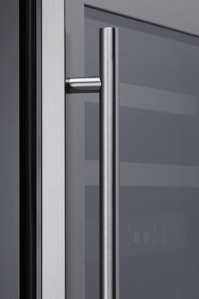 Zephyr Presrv™ Stainless Steel Contemporary Handle