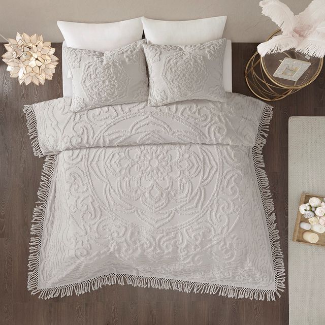 Olliix by Madison Park Grey King/California King Laetitia Tufted Cotton Chenille Medallion Fringe Coverlet Set-2