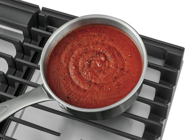 Frigidaire Gallery® 36" Stainless Steel Gas Cooktop-9