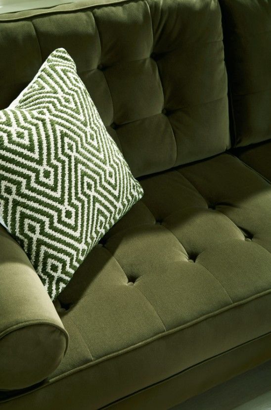Ashley® Reveon Lakes Olive Loveseat-4