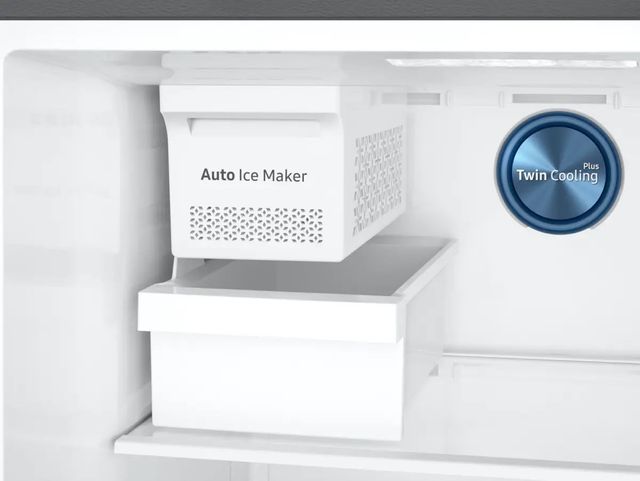 Samsung 17.6 Cu. Ft. Stainless Steel Top Freezer Refrigerator-4