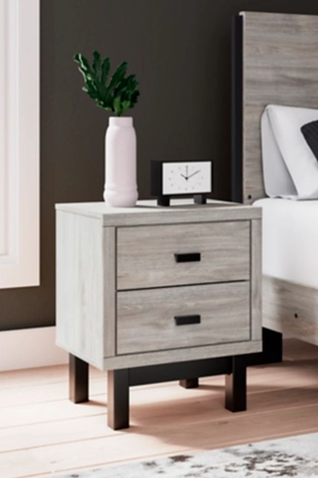 Vessalli 6 piece bedroom set-3