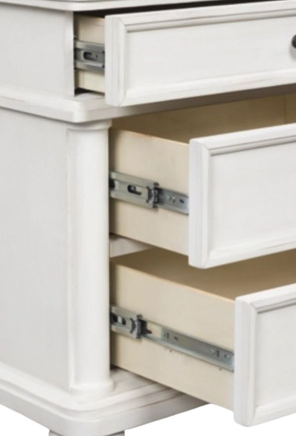 Signature Design by Ashley® Chadworth Antique White Dresser and Mirror-3