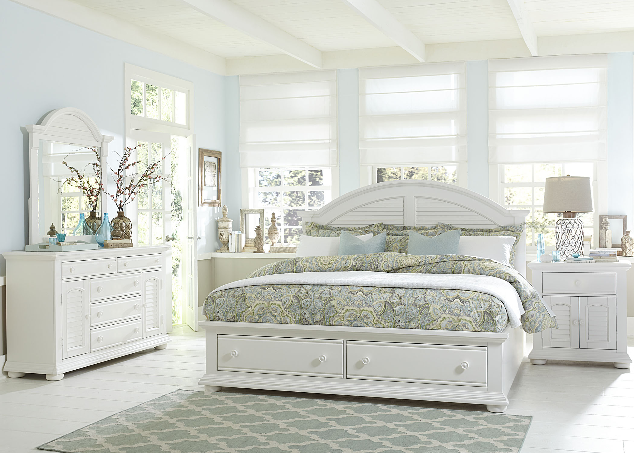 Liberty Furniture Industries Summer House Bedroom Set