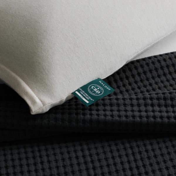 Malouf® Queen Zoned Dough™ + CBD Oil Shoulder Pillow-3