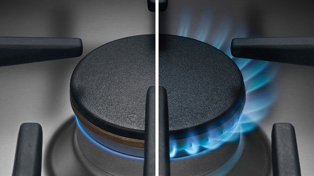 Fisher & Paykel Series 7 30" Stainless Steel Natural Gas Cooktop-2