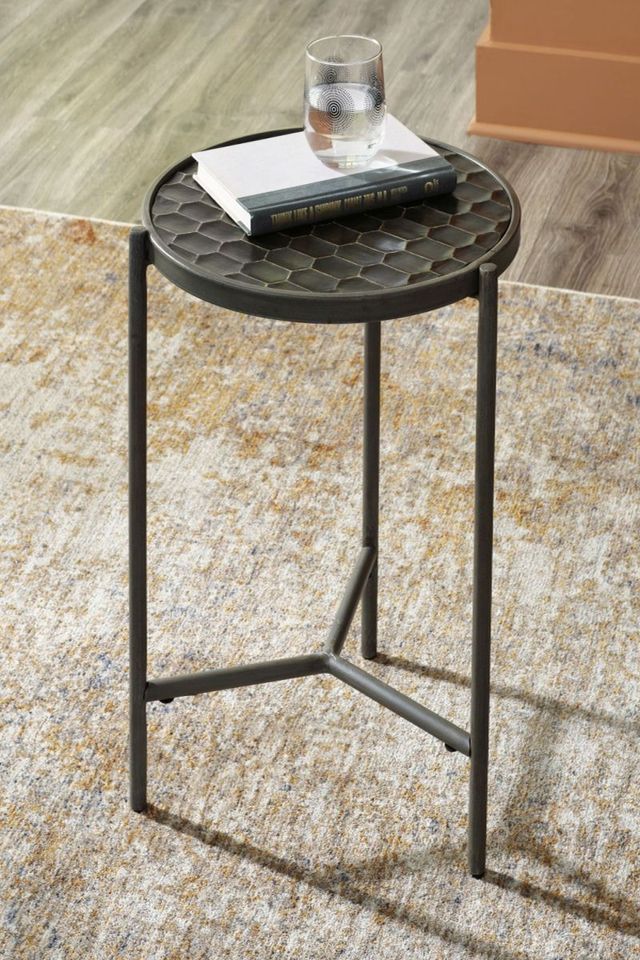 Signature Design by Ashley® Doraley Grayish Brown End Table-3