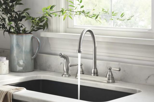 Peerless Elmhurst® Stainless 2-Handle Kitchen Faucet with Spray-2