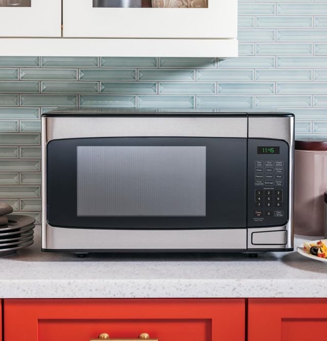 GE® 1.1 Cu. Ft. Stainless Steel Countertop Microwave-8