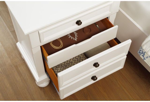 Homelegance® Laurelin 4-Piece Queen Sleigh Platform Bedroom Collection-3