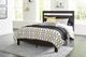 Grand lit plateforme à panneaux Flannia, noir, de Signature Design by Ashley®-4
