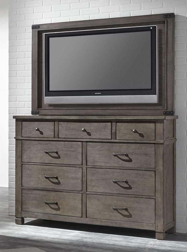 Aspenhome® Tucker Chesser-3