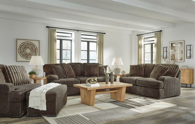 Benchcraft® Aylesworth Chocolate Sofa-5
