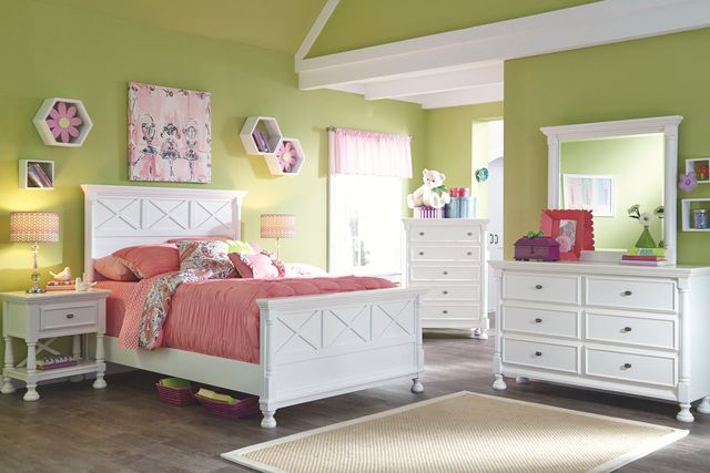 Signature Design by Ashley® Kaslyn White Chest-3