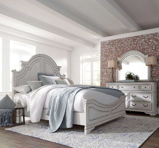 Liberty Furniture Magnolia Manor 3-Piece Antique White California King Panel Bedroom Set-1