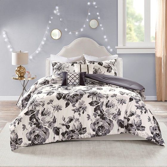 Olliix by Intelligent Design Dorsey Black and White King/California King Floral Print Comforter Set-1