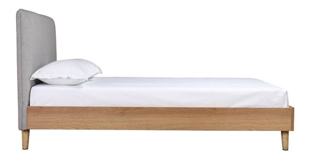 Mazin Furniture Cassidy Brown King Platform Bed-2