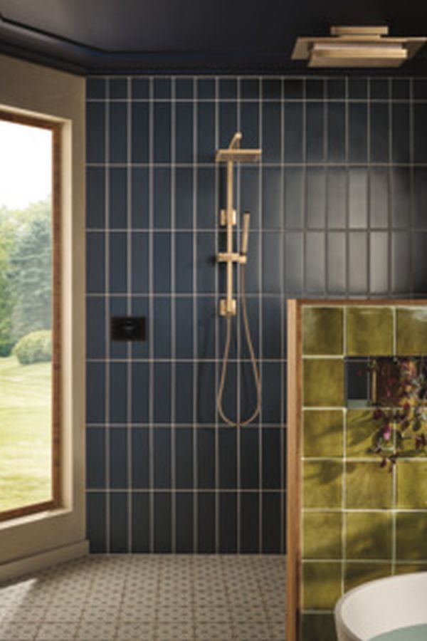 Brizo Frank Lloyd Wright® Brilliance® Luxe Gold® 21” Single-Function Raincan Shower Head with Integrated Lighting-4