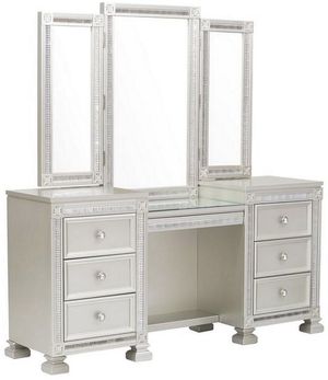 Click to view more images of the product.