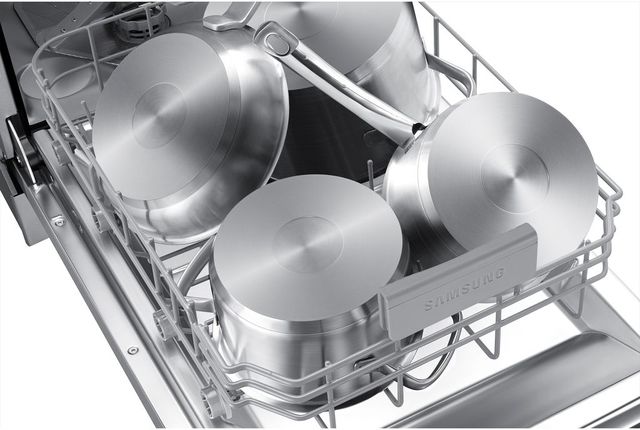 Samsung 18" Fingerprint Resistant Stainless Steel Built In Dishwasher-10