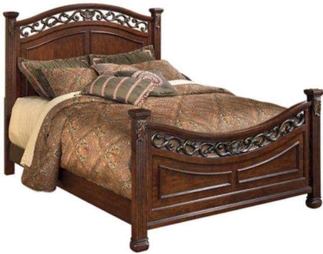 Signature Design by Ashley® Leahlyn 6-Piece Warm Brown California King Panel Bed Set-1
