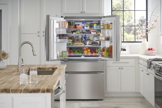 LG 36 in. 24.5 Cu. Ft. Printproof™ Stainless Steel Counter Depth French Door Refrigerator-11