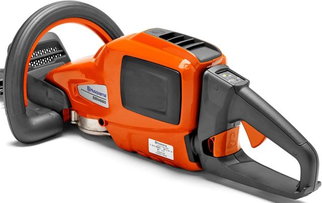 Husqvarna® 520iHD60 Hedge Trimmer-1