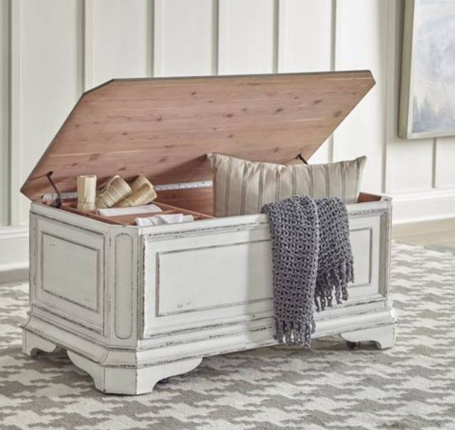 Liberty Furniture Magnolia Manor Antique White/Weathered Bark Storage Trunk-8