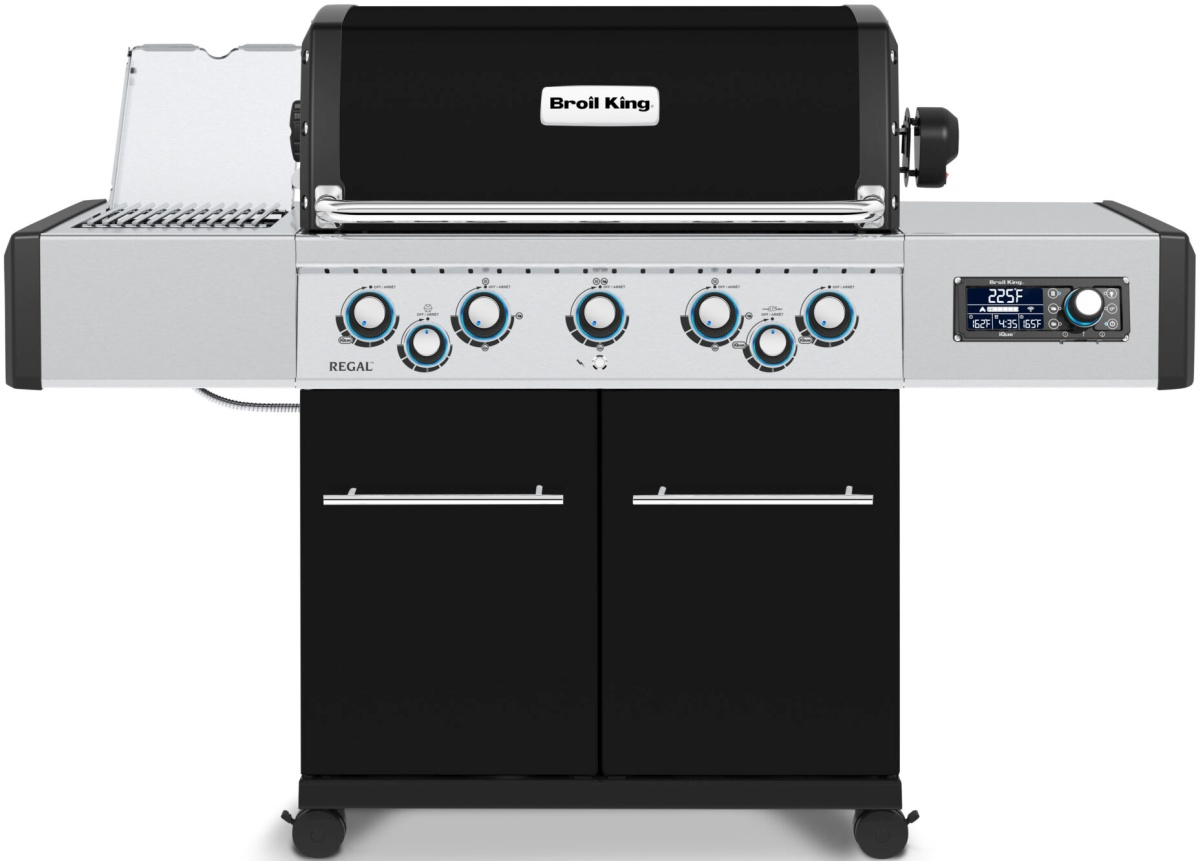 Broil King Regal Q 590 Pro IR 62.5 Black Freestanding Gas Grill