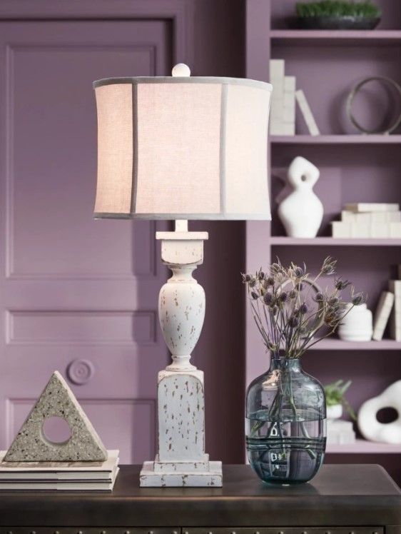 Signature Design by Ashley® Madsbrook Antique White Table Lamp-2