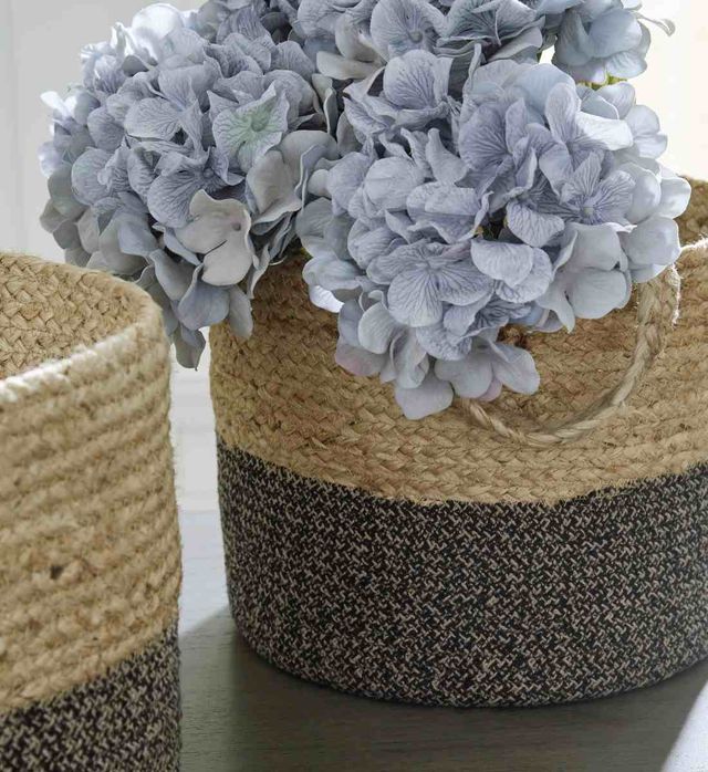 Signature Design by Ashley® Parrish 2-Piece Natural/Black Basket Set-2