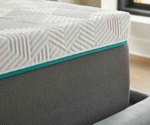 Corsicana Bedding Renue™ 14" Hybrid Medium Tight Top Twin Mattress-4