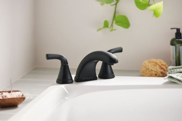 Peerless Parkwood® Matte Black Roman Tub Trim Kit-1