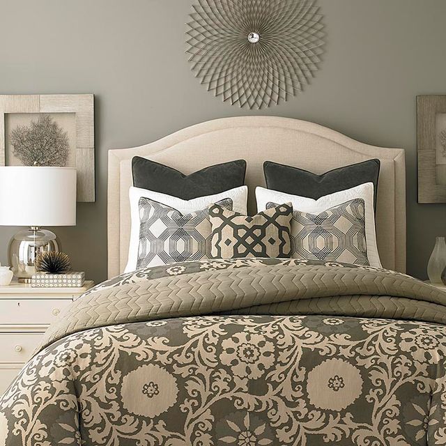 Bassett® Furniture Custom Upholstered Beds Vienna Arched Bed-3