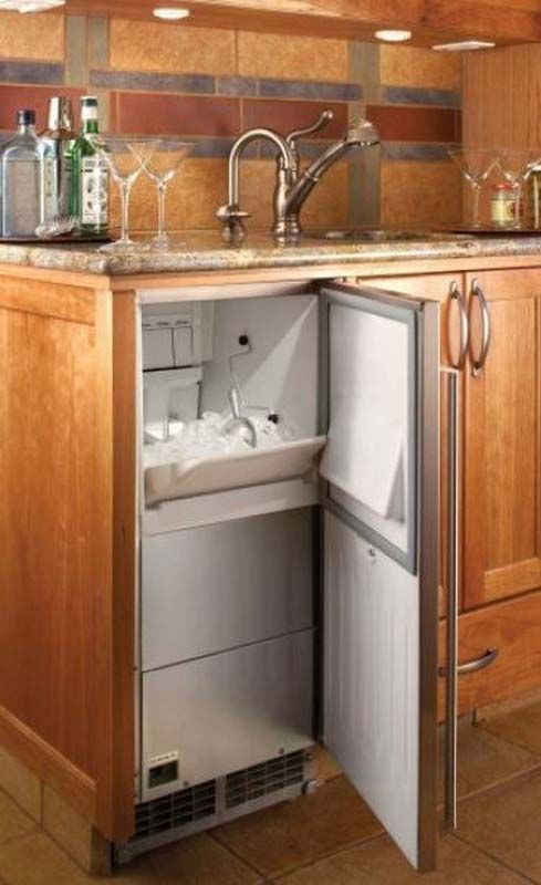 Perlick® Signature Series 15" 80 lb. Panel Ready Ice Maker-2
