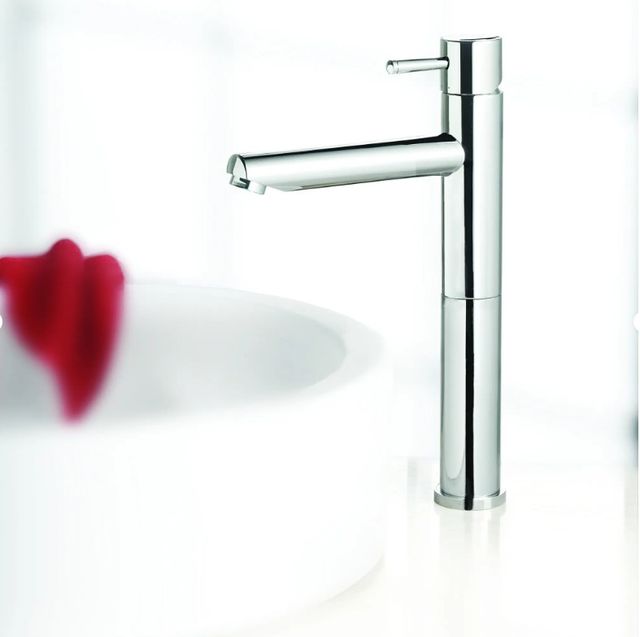 American Standard Serin® Polished Chrome Single Hole Single-Handle Vessel Sink Faucet with Lever Handle-4