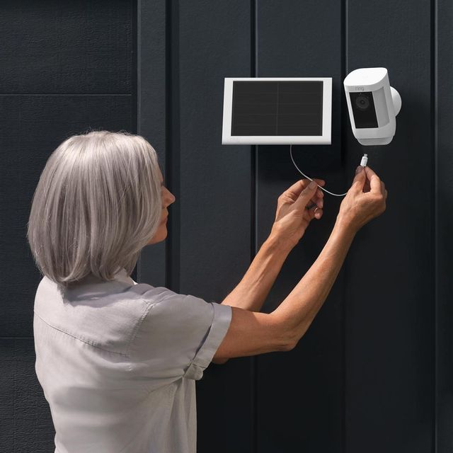 ring White Solar Panel (USB-C)-4