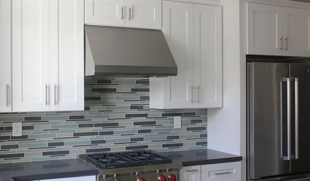 Faber Hoods Maestrale 18 Series 30" Stainless Steel High Wall Range Hood-2