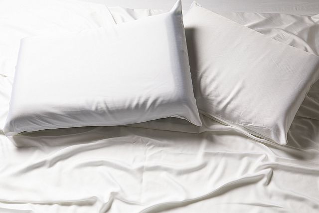Blu Sleep Linen Bamboo 4-Piece White Split Head King Sateen Sheet Set-0