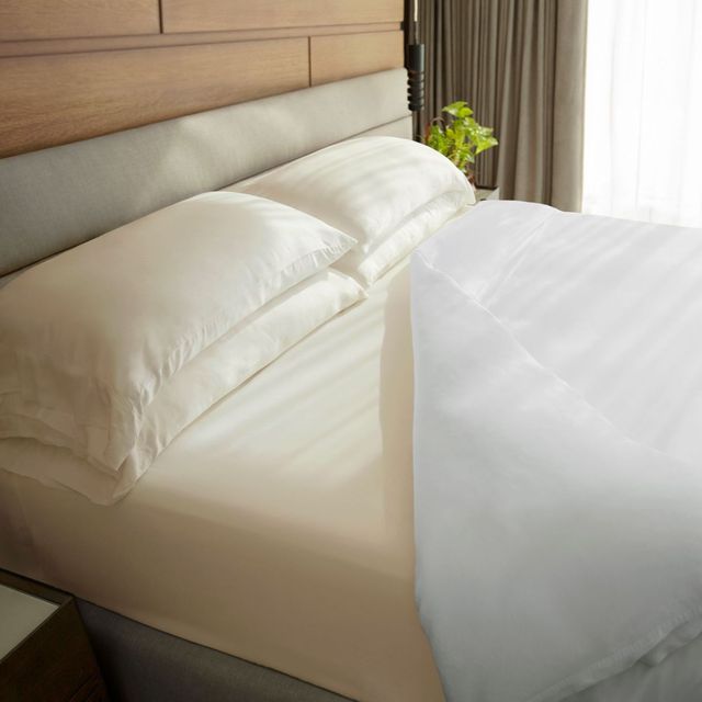 Cariloha Classic 4-Piece Bamboo Viscose Ivory California King Sheet Set-2
