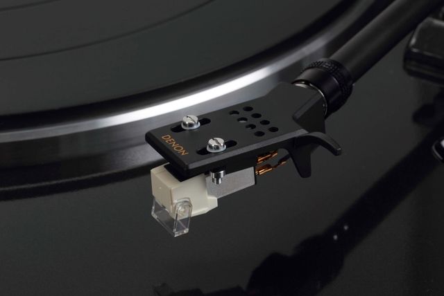 Denon® Fully Automatic Analog Turntable-1