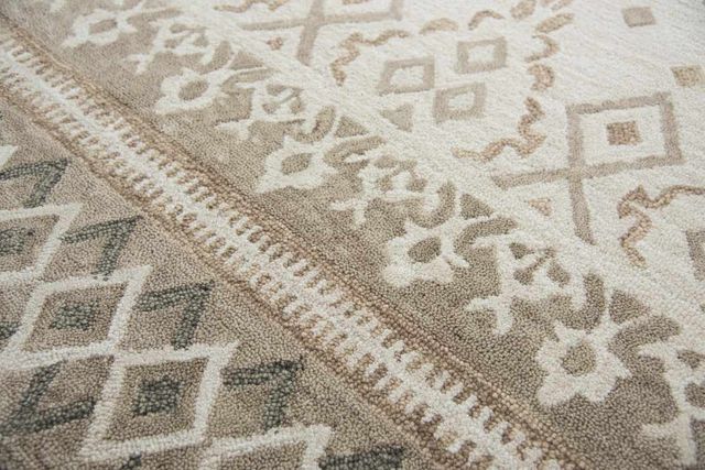 Rizzy Home Opulent Neutral 5'x8' Rectangular Rug-1
