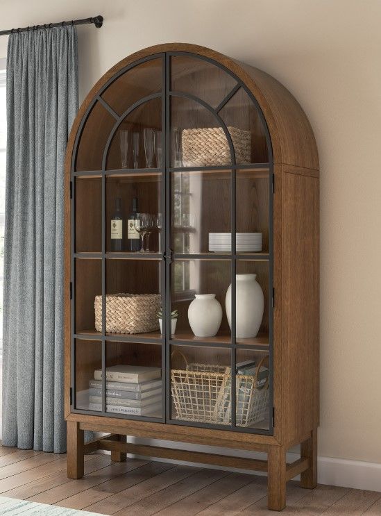 Signature Design by Ashley® Chadworth Black/Brown Display Cabinet-1