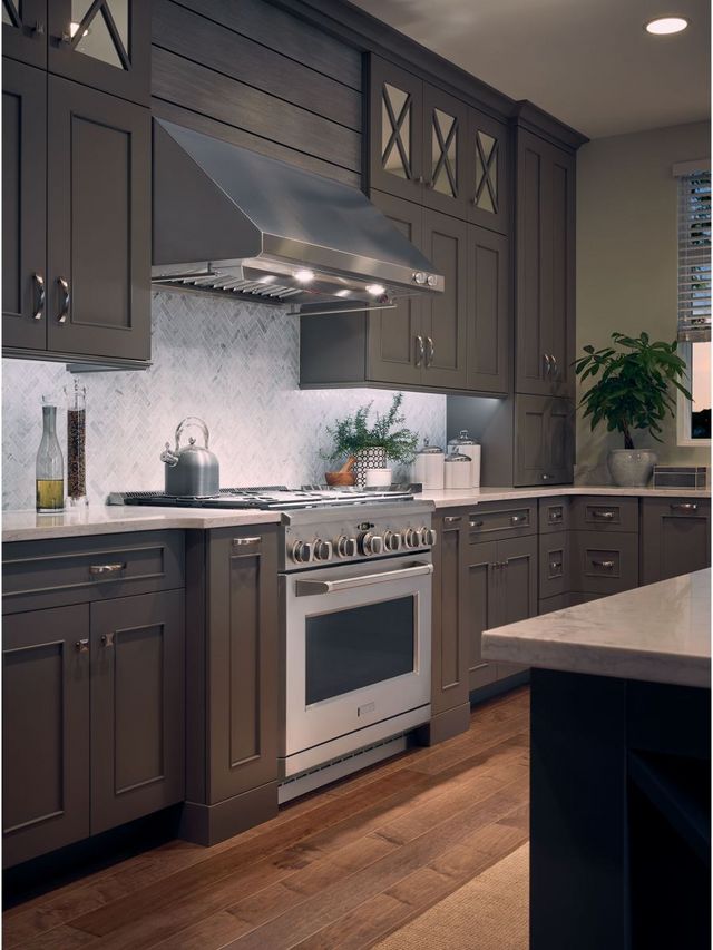 Monogram® 36" Stainless Steel Professional Hood-6