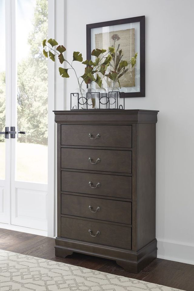 Signature Design by Ashley® Leewarden Dark Brown Chest of Drawers-4