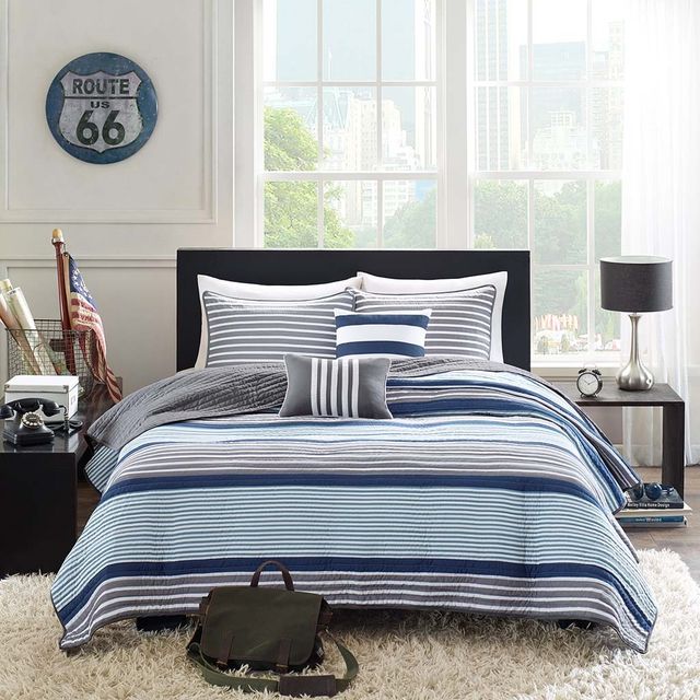 Olliix by Intelligent Design Paul Blue Twin/Twin XL Reversible Coverlet Set-0